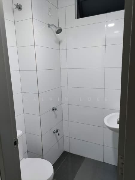 Servis Apartment untuk Disewa di Traders Garden @ Cheras Selatan - Calvin Loke - Bathroom - PropertyGuru.com.my