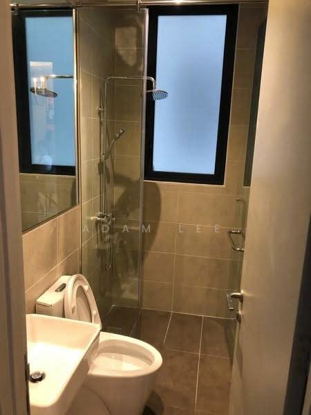Service Residence for Sale at KL Gateway Premium Residences - Adam Lee - Bathroom - PropertyGuru.com.my