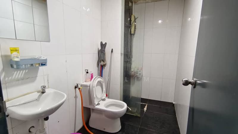 Service Residence for Rent at Menara Suria (V12) - Amy Lim - Bathroom - PropertyGuru.com.my
