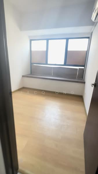 Condominium for Sale at Lovell @ Country Garden Danga Bay - JacQ Ong - 2nd room - PropertyGuru.com.my