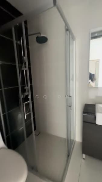 Condominium for Sale at Lovell @ Country Garden Danga Bay - JacQ Ong - Bathroom 2 - PropertyGuru.com.my