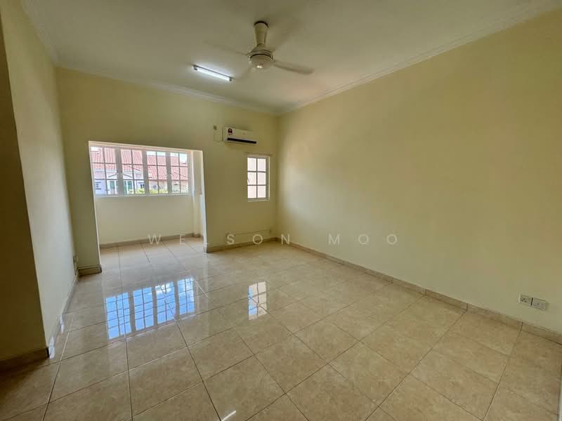 2-storey Terraced House for Sale in Taman Kelab Ukay (Ulu Kelang) - Welson Moo - Living Room - PropertyGuru.com.my