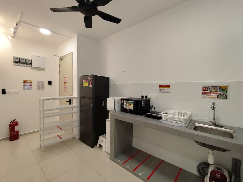 Service Residence for Rent at Seiring Residensi - JJ Lee - Kitchen - PropertyGuru.com.my