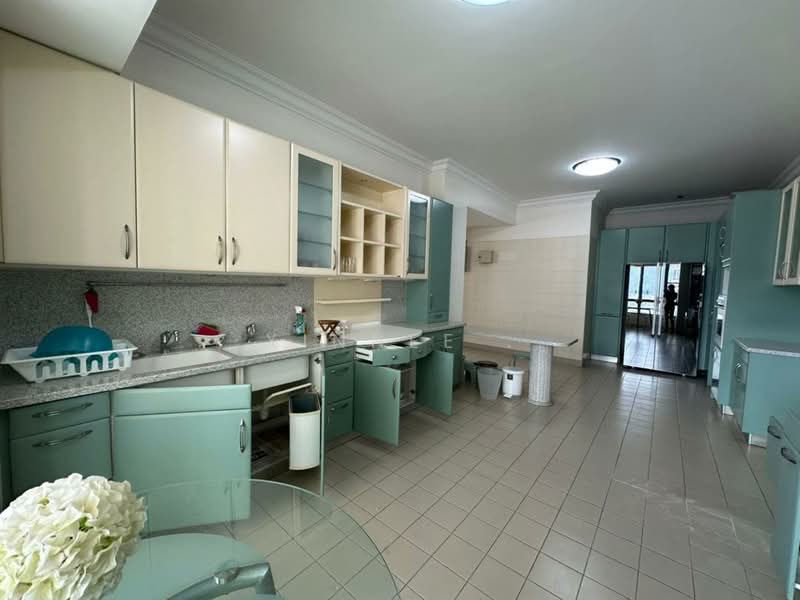The Regency Condominium untuk Untuk Disewa - RM 5,500 /bulan, Feb 2026 - Kitchen - PropertyGuru.com.my