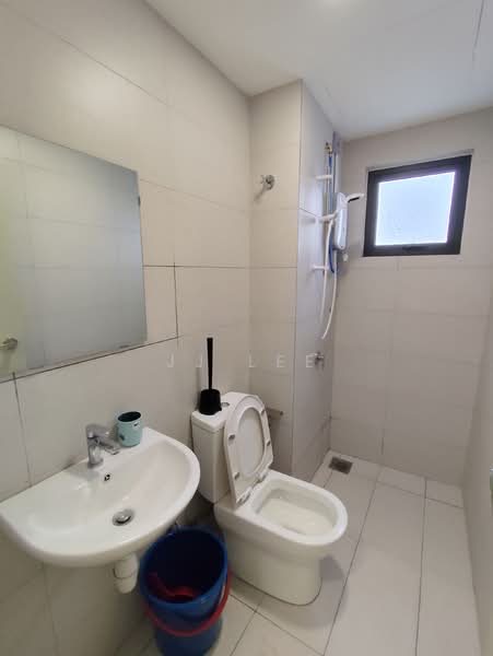 Service Residence for Rent at Seiring Residensi - JJ Lee - Bathroom - PropertyGuru.com.my