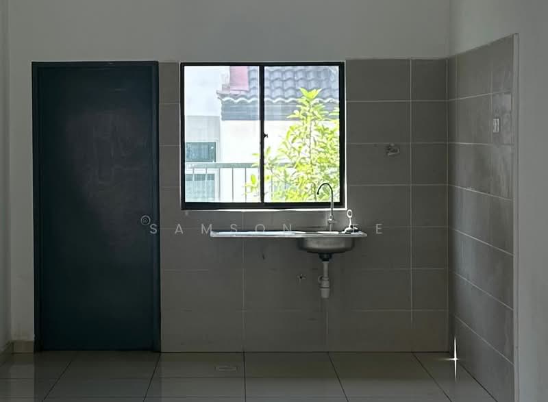 Semi-Detached House for Rent in Taman Scientex Rawang (Rawang) - Samson Lee - Kitchen - PropertyGuru.com.my