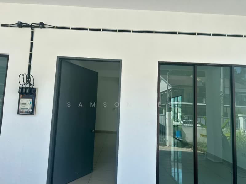 Semi-Detached House for Rent in Taman Scientex Rawang (Rawang) - Samson Lee - Exterior - PropertyGuru.com.my