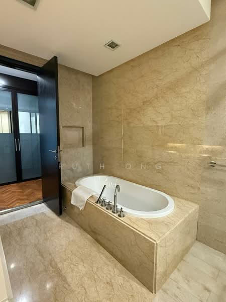 Service Residence for Rent at Straits Quay (The Suites at Waterside) - Ruth Ong - Bathroom - PropertyGuru.com.my