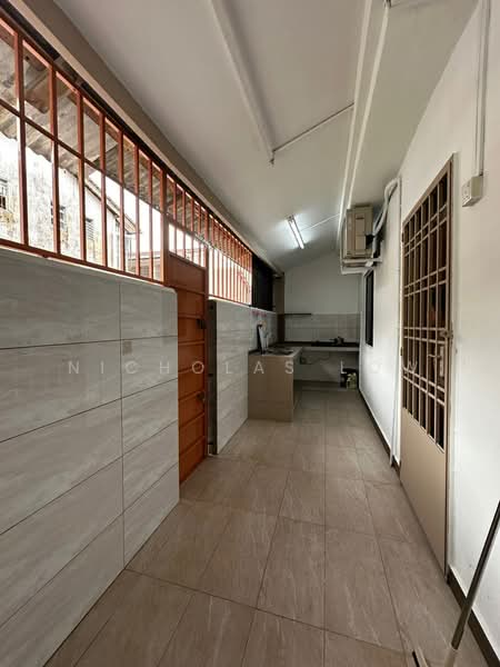 1-storey Terraced House for Rent in Taman Ungku Tun Aminah (Skudai) - Nicholas Low - Kitchen - PropertyGuru.com.my
