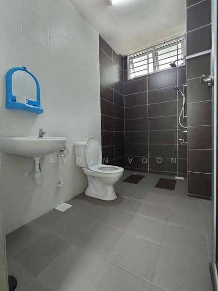 Apartment for Sale at The Seed Taman Sutera Utama - Kayden Voon - Bathroom - PropertyGuru.com.my