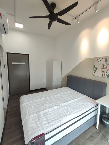 Service Residence for Rent at SkyVille 8 @ Benteng 8 - JJ Lee - Bedroom - PropertyGuru.com.my