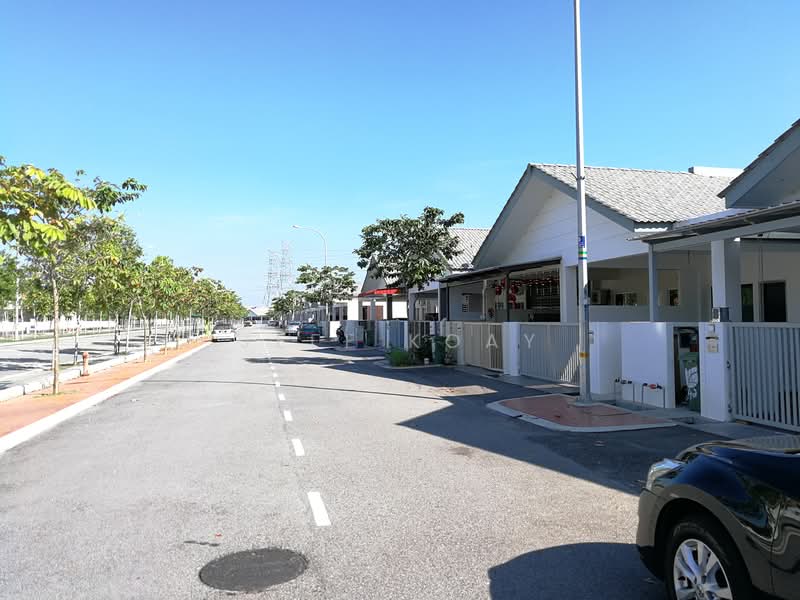 1-storey Terraced House for Sale in Hijauan Valdor (Sungai Jawi) - Jeff Koay - Exterior - PropertyGuru.com.my