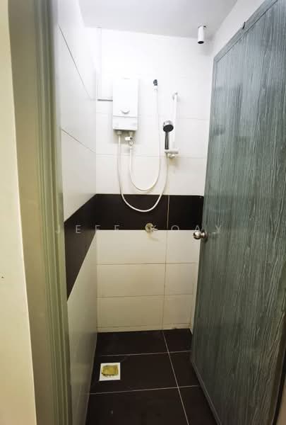 1-storey Terraced House for Sale in Hijauan Valdor (Sungai Jawi) - Jeff Koay - Bathroom - PropertyGuru.com.my