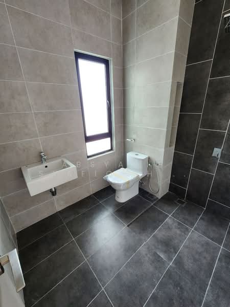 2-storey Terraced House for Sale in Alam Impian (Shah Alam) - Absyarie Syafiq Shahrin - Bathroom - PropertyGuru.com.my