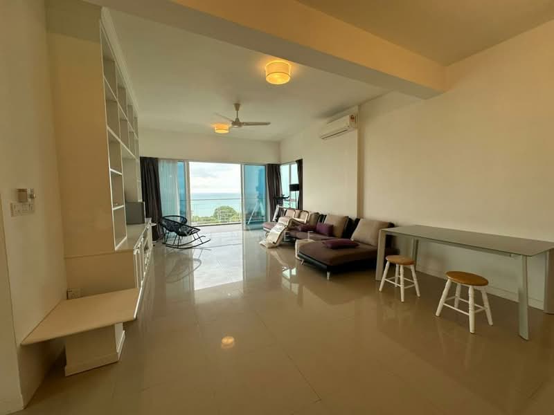 Condominium for Rent at Bayu Ferringhi Condominiums - Xinnee . - Living Room - PropertyGuru.com.my
