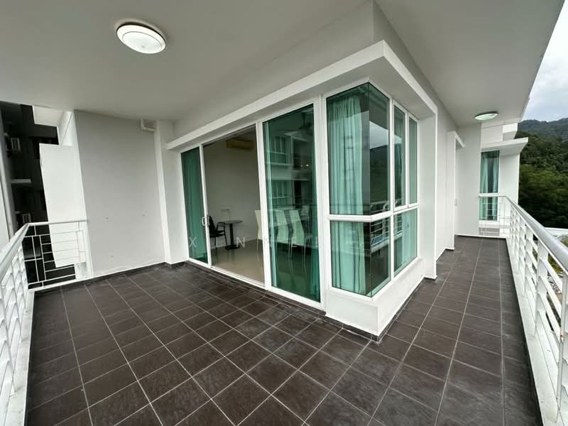 Condominium for Rent at Bayu Ferringhi Condominiums - Xinnee . - Balcony - PropertyGuru.com.my