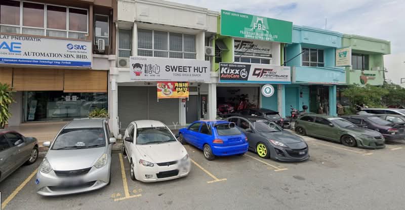Shop for Rent in Bandar Puteri Puchong (Puchong) - Joey Wong - Exterior - PropertyGuru.com.my