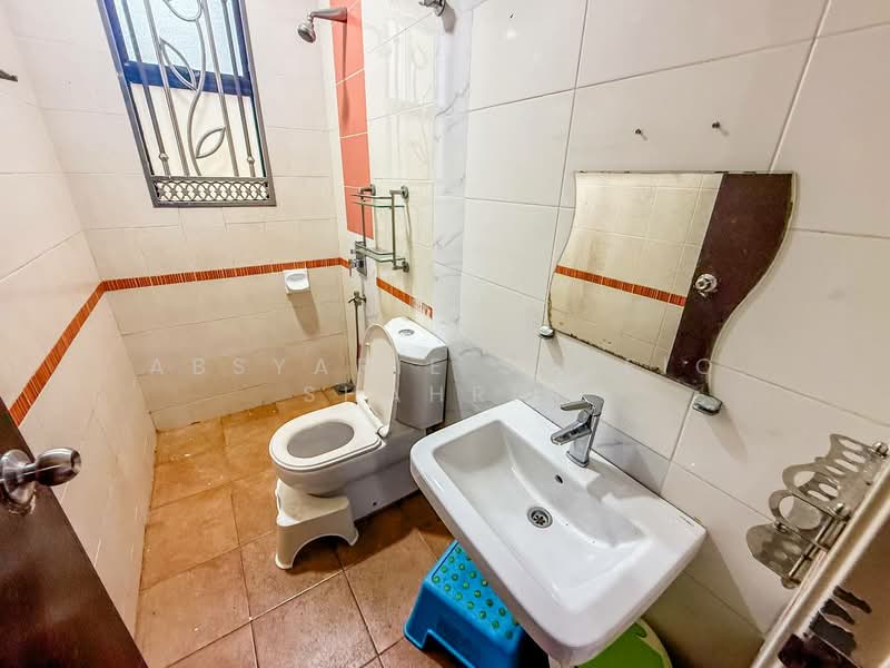 Terraced House for Sale in Alam Impian (Shah Alam) - Absyarie Syafiq Shahrin - Bathroom - PropertyGuru.com.my