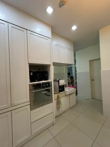 Semi-Detached House for Sale in Setia Alam (Selangor) - Ryan Soo - Kitchen - PropertyGuru.com.my