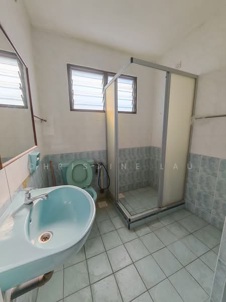 Taman Ipoh Baru untuk Untuk Dijual - RM 498,000, Mac 2026 - Bathroom - PropertyGuru.com.my