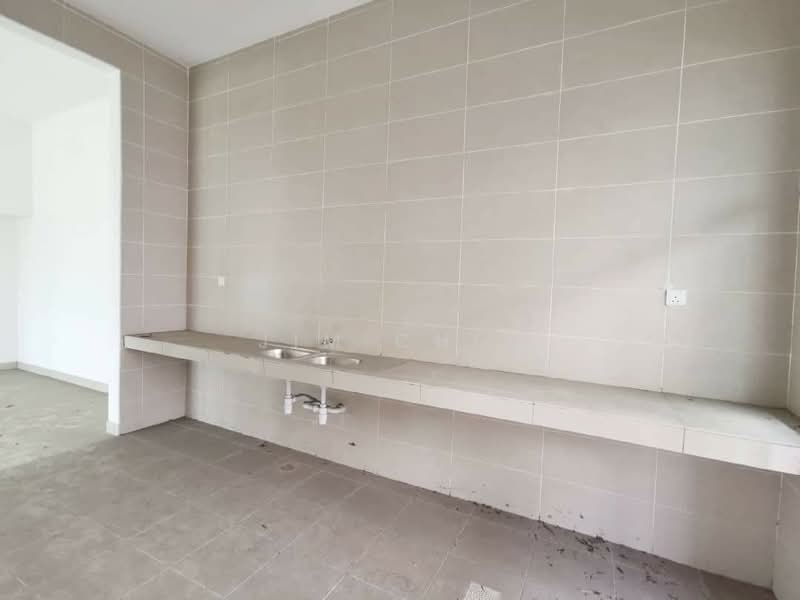 Semi-Detached House for Sale in Bandar Indahpura (Kulai) - Jim Chee - Kitchen - PropertyGuru.com.my