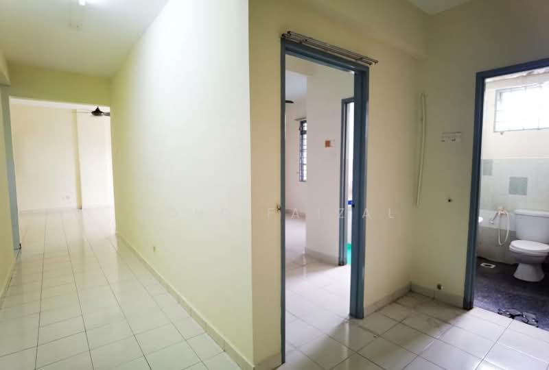 Apartment for Sale at Zamrud Apartment - Mohd Faizal - Corridor - PropertyGuru.com.my
