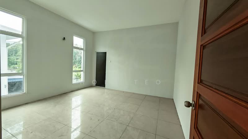 Semi-Detached House for Sale in Taman Cempaka Kuning (Batu Pahat) - Hoki Teo - Interior - PropertyGuru.com.my