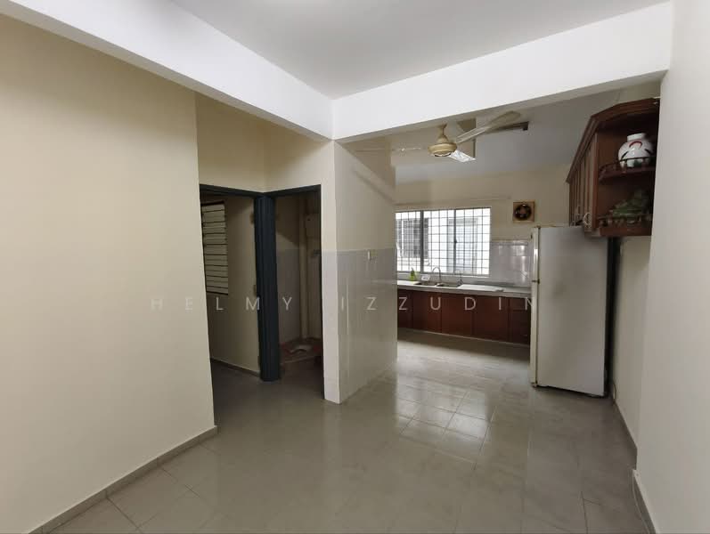 2-storey Terraced House for Sale in Pjs 10 (Sunway) - HELMY IZZUDIN - Kitchen - PropertyGuru.com.my