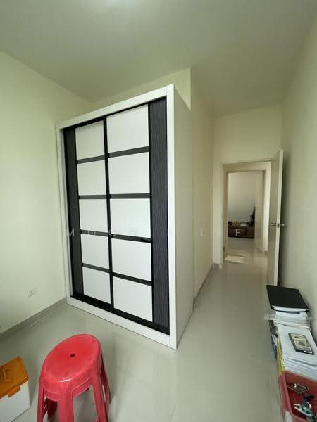 Kondominium untuk Dijual di All Seasons Park - Mocole Lee - Corridor - PropertyGuru.com.my
