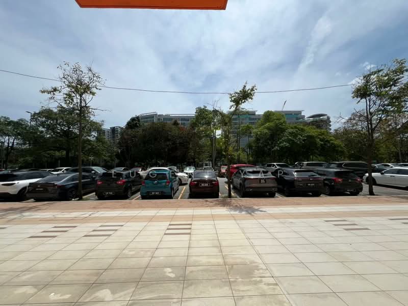 Shop / Office for Sale in Ara Damansara (Selangor) - Eugene Yap - Car Park - PropertyGuru.com.my