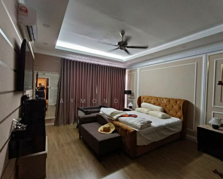 Cahaya Alam untuk Untuk Disewa - RM 4,000 /bulan, Mac 2026 - Bedroom - PropertyGuru.com.my