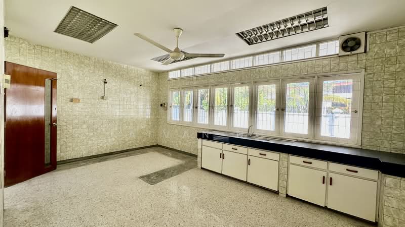 Bungalow for Sale in Taman U Thant (Ampang) - Aivan Ng - Kitchen - PropertyGuru.com.my