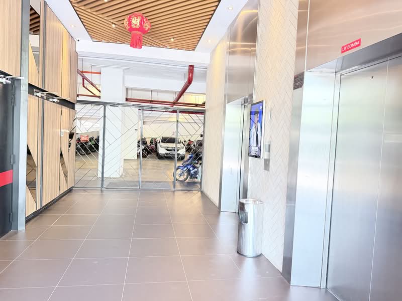 Kondominium untuk Disewa di Anyaman Residence - Amber Lai - Lobby - PropertyGuru.com.my