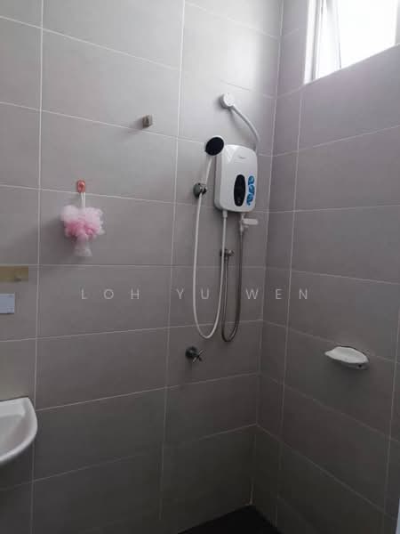 BM City Suites @ BM City Mall untuk Untuk Disewa - RM 1,300 /bulan, Mac 2026 - Bathroom - PropertyGuru.com.my