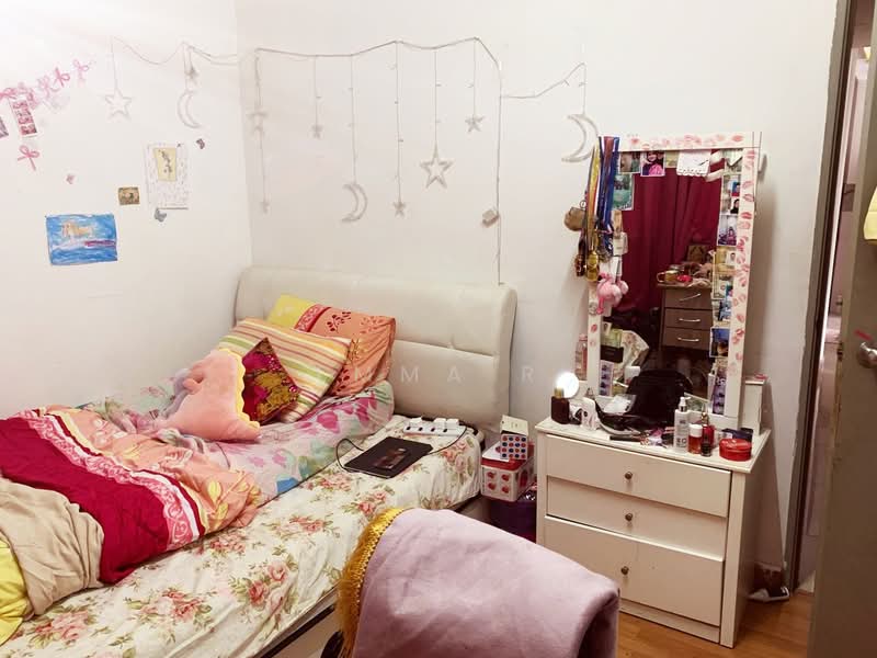 Service Residence for Sale at Garden @ One South - Emma R - Bedroom - PropertyGuru.com.my