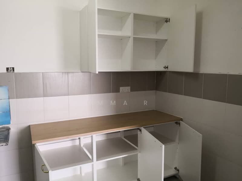 Service Residence for Sale at Garden @ One South - Emma R - Kitchen - PropertyGuru.com.my