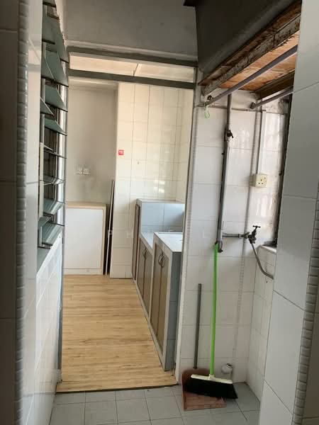 Flat Taman Ungku Tun Aminah untuk Untuk Disewa - RM 750 /bulan, Feb 2026 - Kitchen - PropertyGuru.com.my