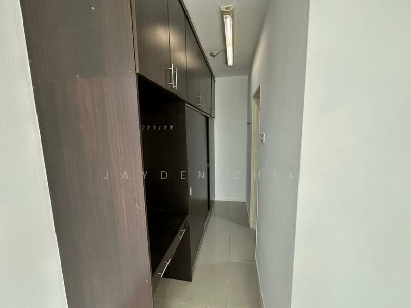 Kondominium untuk Dijual di Sri Jati II - Jayden Chik - Corridor - PropertyGuru.com.my