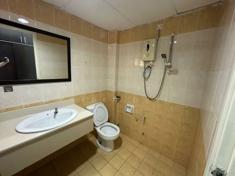 Kondominium untuk Dijual di Sri Jati II - Jayden Chik - Bathroom - PropertyGuru.com.my