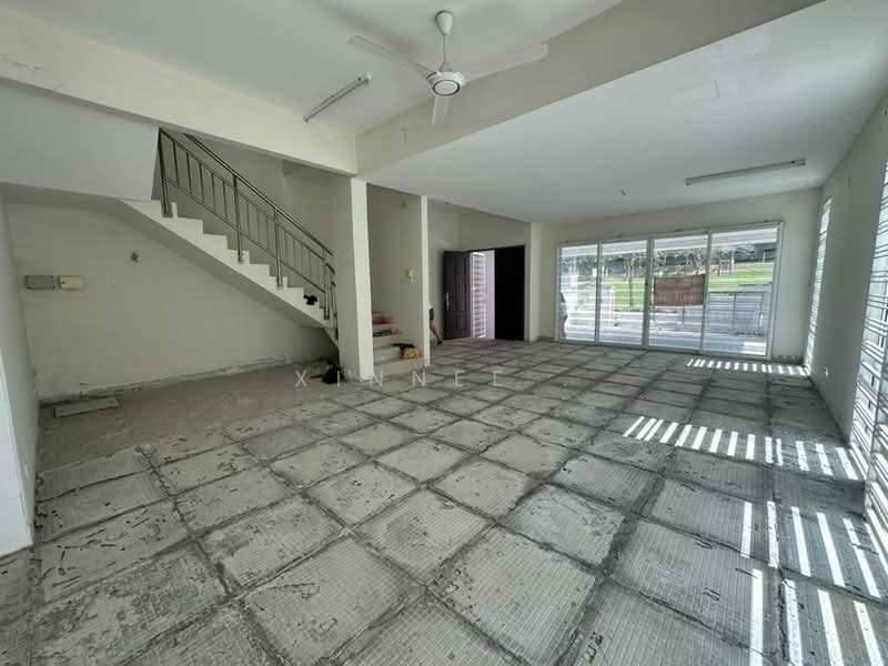 Semi-Detached House for Sale in Permatang Damar Laut (Batu Maung) - Xinnee . - Living Room - PropertyGuru.com.my