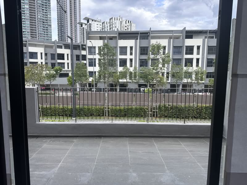 3-storey Terraced House for Rent in Taman Bukit Serdang (Seri Kembangan) - Woei Teng Wong - Exterior - PropertyGuru.com.my