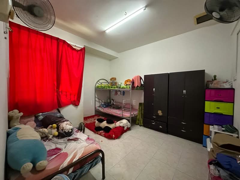 Semi-Detached House for Sale in Permatang Damar Laut (Batu Maung) - Xinnee . - Bedroom - PropertyGuru.com.my