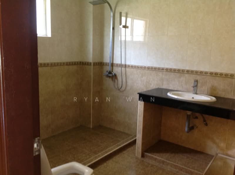 Bungalow for Rent in Jalan Klang Lama (Old Klang Road) (Kuala Lumpur) - Ryan Wan - Bathroom - PropertyGuru.com.my