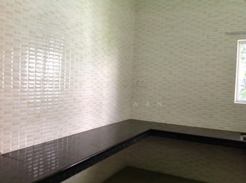 Bungalow for Rent in Jalan Klang Lama (Old Klang Road) (Kuala Lumpur) - Ryan Wan - Kitchen - PropertyGuru.com.my