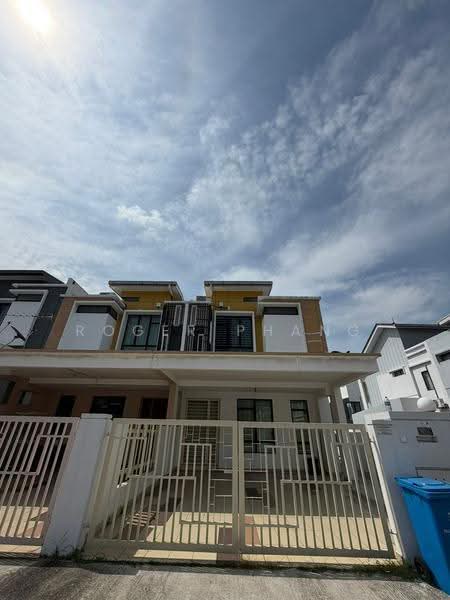 2-storey Terraced House for Sale in Setia Indah (Setia Alam) - Roger Phang - Exterior - PropertyGuru.com.my