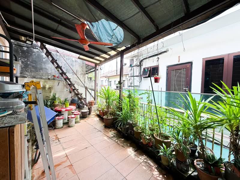2-storey Terraced House for Sale in Taman Mutiara Indah (Puchong) - Najibah Sahari - Balcony - PropertyGuru.com.my