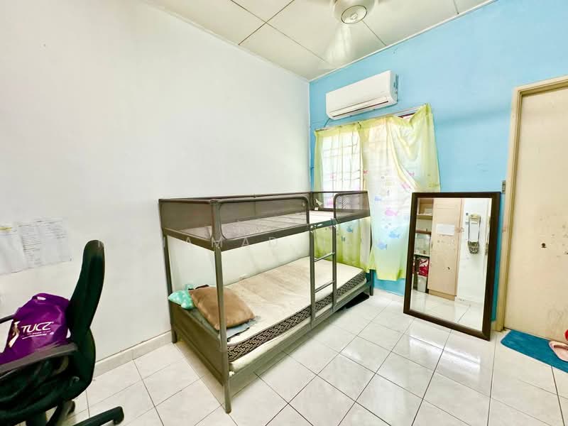 Terraced House for Sale in Bandar Botanic (Klang) - Mohamad Hanafi - Bedroom - PropertyGuru.com.my