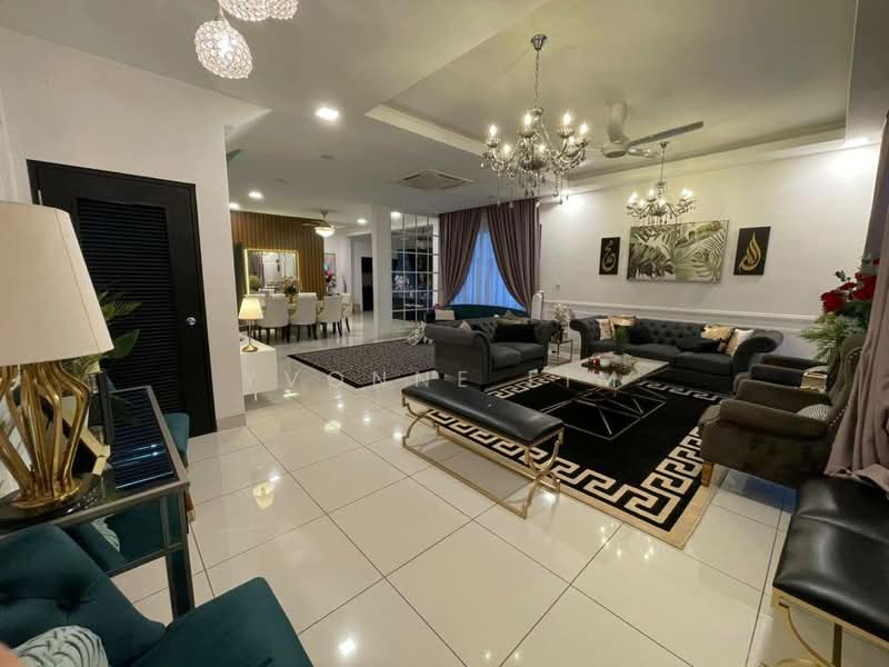 2-storey Terraced House for Sale in Taman Glenmarie (Johor Bahru) - Yvonne Lim - Living Room - PropertyGuru.com.my
