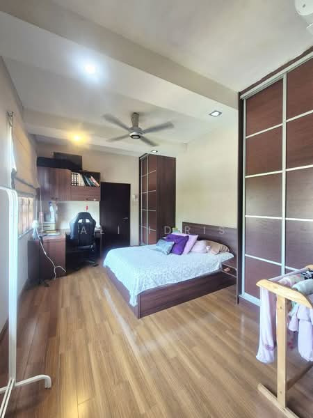 Semi-Detached House for Sale in Bandar Tun Hussein Onn (Cheras) - Ali Idris - Bedroom - PropertyGuru.com.my