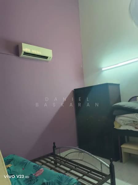 Rumah Teres 1 Tingkat untuk Dijual di Taman Seri (Banting) - Daniel Baskaran - Bedroom - PropertyGuru.com.my
